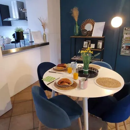 Le Metz Calais-nord - Balcon -plage -commerces * カレー